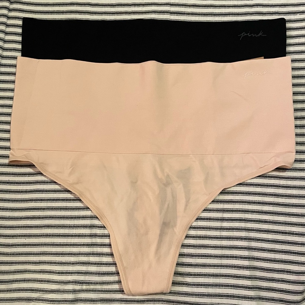 PINK Victoria's Secret Seamless Thong Set - Black and Cream
